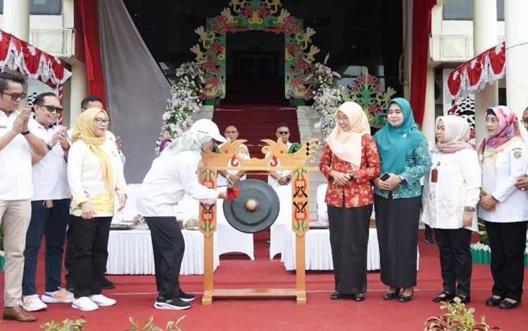 Pj Wali Kota Palangka Raya Buka Jambore Kader Posyandu
