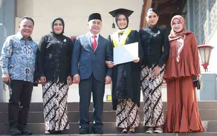 So Sweet! Ivo Mengaku Terus Disemangati Sugianto Sabran Tempuh Pendidikan