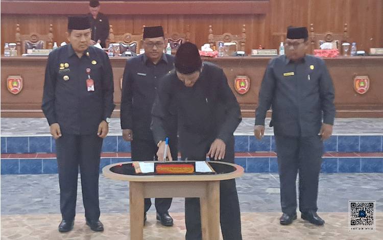 Pemkab dan DPRD Kobar Tandatangani Nota Kesepakatan terhadap KUA dan PPAS Perubahan APBD 2024