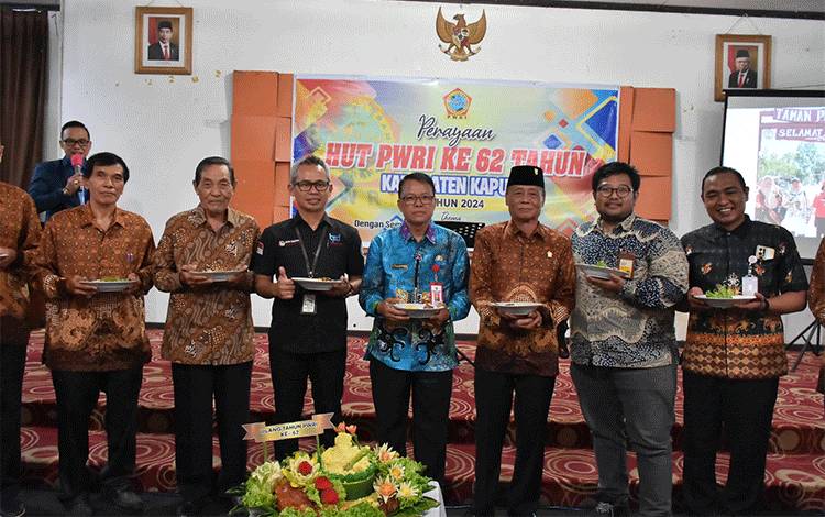 PWRI Kapuas Peringati dan Rayakan HUT ke 62