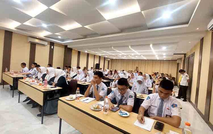 Pelajar Kapuas Diajak Memahami Keuangan Sejak Dini