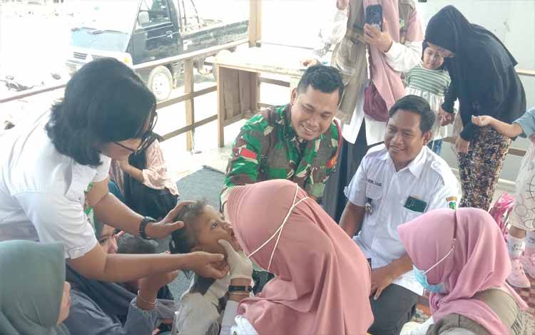 Camat Kapuas Kuala Instruksikan Kades Pastikan Sasaran PIN Polio Maksimal