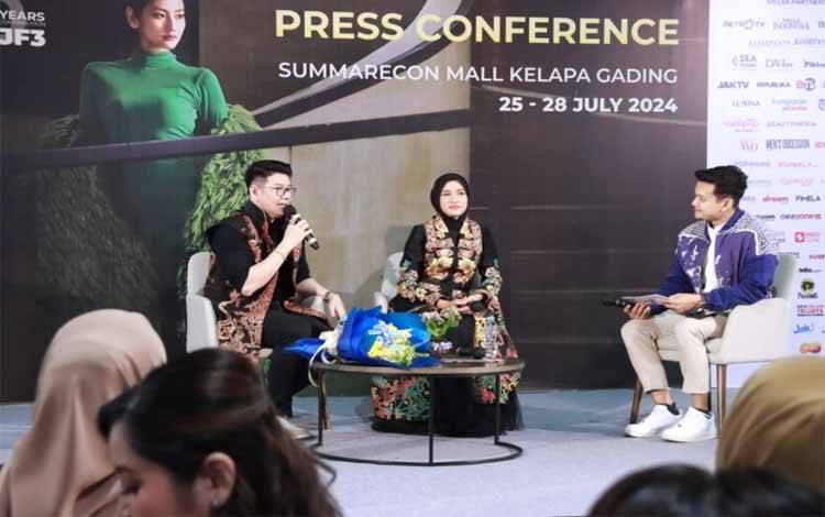 Pemprov Kalteng Kenalkan Keindahan Batik Melalui Fashion Show Wastra
