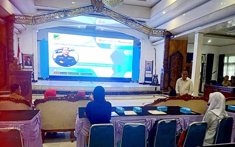 Diskominfosandi Adakan Bimtek Jurnalistik untuk Barito Utara Cakap Media