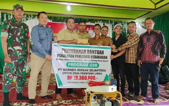 Desa Pematang Limau Terima Bantuan dari Perusahaan pada HUT ke-82