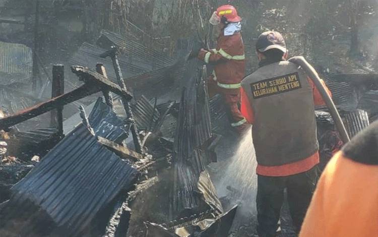 Diskarmat Palangka Raya Minta Masyarakat Tingkatkan Kewaspadaan untuk Cegah Kebakaran Akibat Kelalaian
