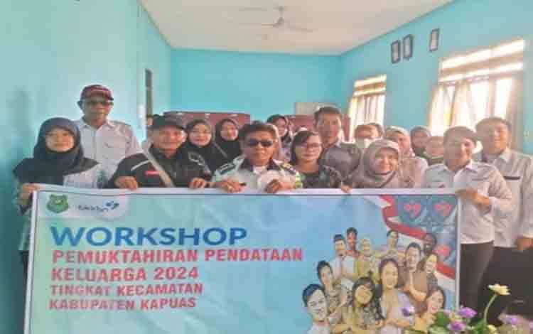 Kecamatan Bataguh Adakan Workshop Pemutakhiran Pendataan Keluargb?