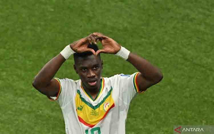 Ismaila Sarr Resmi jadi Pencetak Gol Tercepat Liga Conference