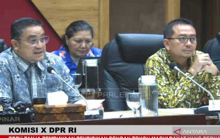 Komisi X DPR Minta Pemerintah Ubah Sistem Penerimaan Siswa Baru