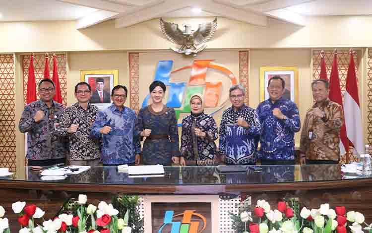 Survei Nasional 2024, Baru 64,43 Persen Penduduk Indonesia Melek Literasi Keuangan