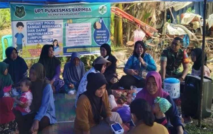 Sinergi Lintas Sektor, Koramil Kapuas Hilir Dampingi Kegiatan Pelayanan Terpadu di Desa Sei Asem