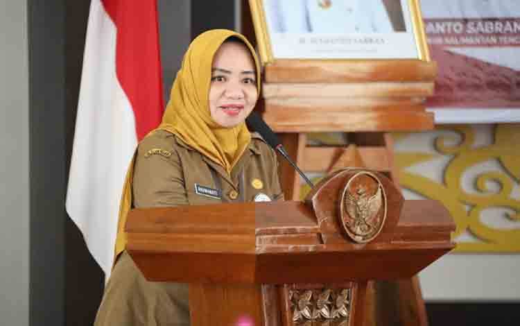 Kepala Badan Pengembangan Sumber Daya Manusia (BPSDM) Kalteng, Rahmawati. (FOTO: FERY)