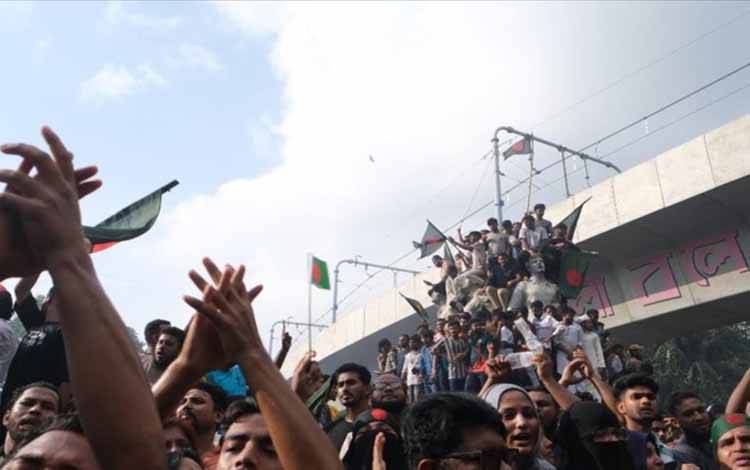Jenazah 29 Anggota Partai Mantan PM Hasina Ditemukan di Bangladesh
