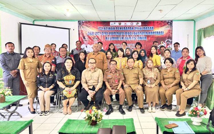 DisdagkopUKM Bartim Gelar Pelatihan Penerapan Nilai Dasar dan Jati Diri Koperasi.