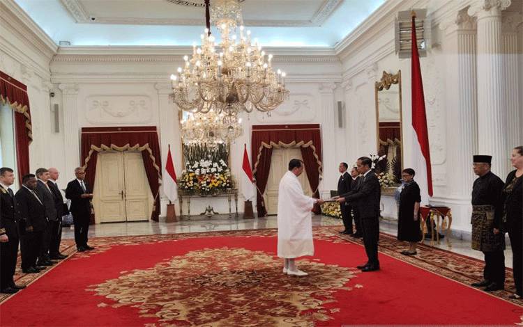 Jokowi Terima Surat Kepercayaan Sepuluh Duta Besar Negara Sahabat