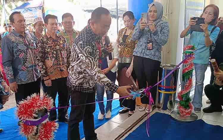 Asisten II Sekda Barito Timur Harap Waralaba Ritel Akomodir Produk UMKM Lokal