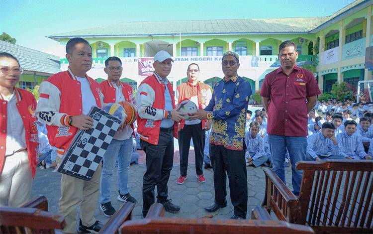 KONI Kapuas Sambangi MAN Kapuas, Dorong Lahirnya Atlet Berprestasi
