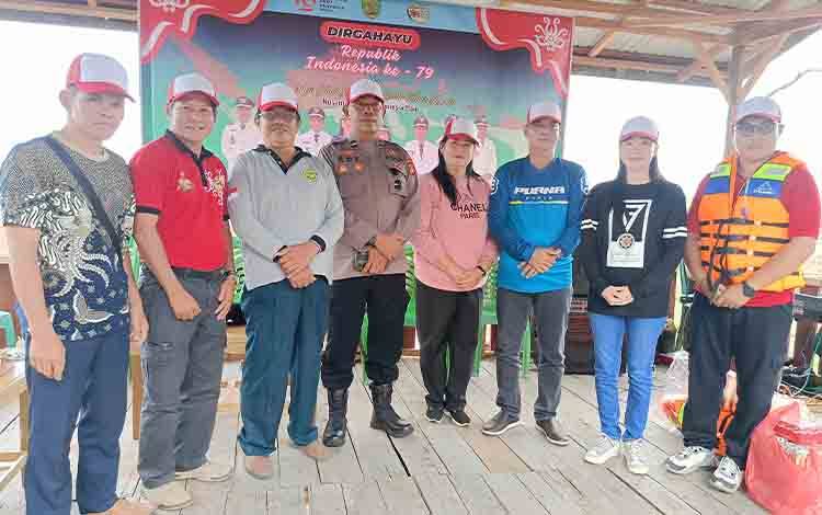 Camat Karusen Janang Ajak Masyarakat Barito Timur Kunjungi Objek Wisata Danau Dayu