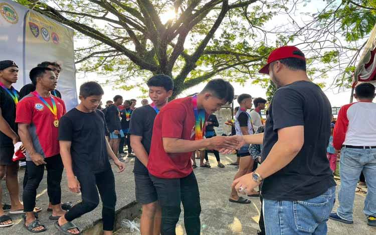KONI Pulang Pisau Apresiasi Keikutsertaan Atlet di Lomba Dayung Bupati CUP II 2024