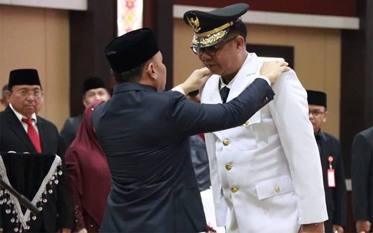 Jabat Pj Bupati Kapuas, Darliansjah Siap Wujudkan Kalteng Makin Berkah