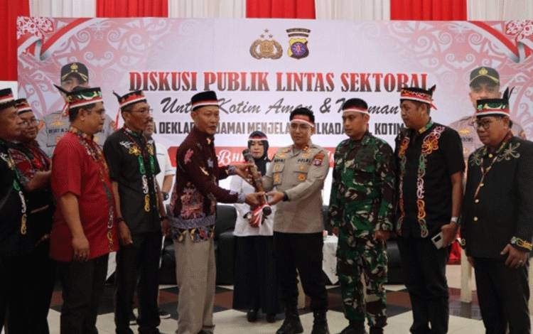 Polres Kotim Gelar Diskusi Publik Bersama Tokoh Masyarakat Demi Ciptakan Pilkada Kotim Aman