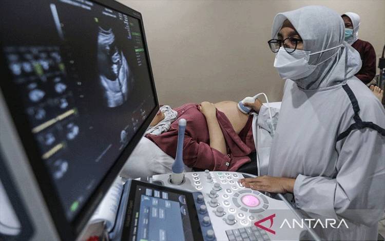 Dokter: Wanita Hamil Perlu Tanya Kondisi Air Ketuban Saat Pemeriksaan