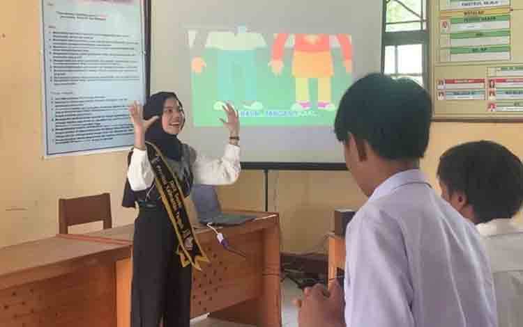 Duta Genre Kalteng 2024 Sosialisasikan Perlindungan Diri dari Kekerasan Seksual di SLBN Kuala Kurun