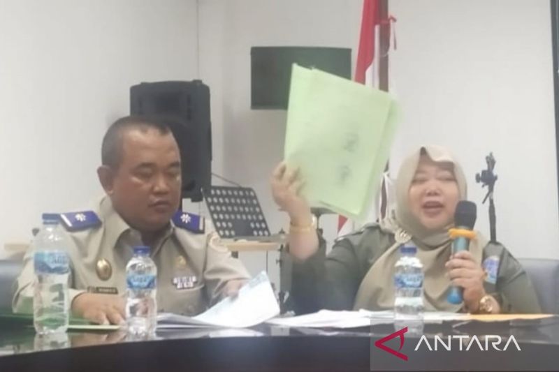 Kepala Kantor Agraria dan Tata Ruang/Badan Pertanahan Nasional (ATR/BPN) Cianjur, Jawa Barat Sitti Hafsiah.(ANTARA/Ahmad Fikri). (Ahmad Fikri)