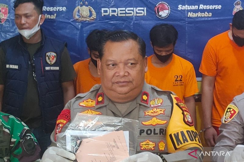 Kapolsek Palmerah, Kompol Sugiran. ANTARA/Risky Syukur