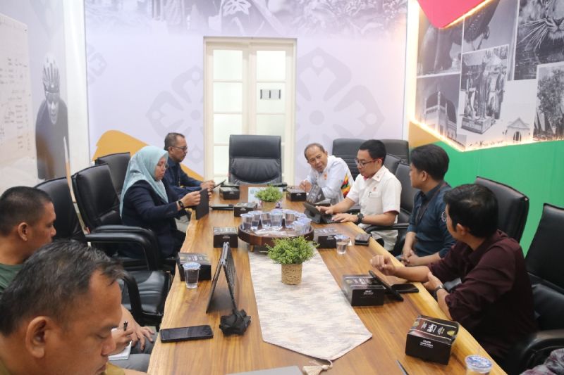 Panitia Besar Pekan Olahraga Nasional Wilayah Sumatera Utara (PB PON Sumut) bersama Komite Olahraga Nasional Indonesia bersama Kementerian Komunikasi dan Informatika gelar rapat koordinasi terkait pematangan untuk media peliputan PON 2024 (ANTARA/HO-Humas Pemprov Sumut)