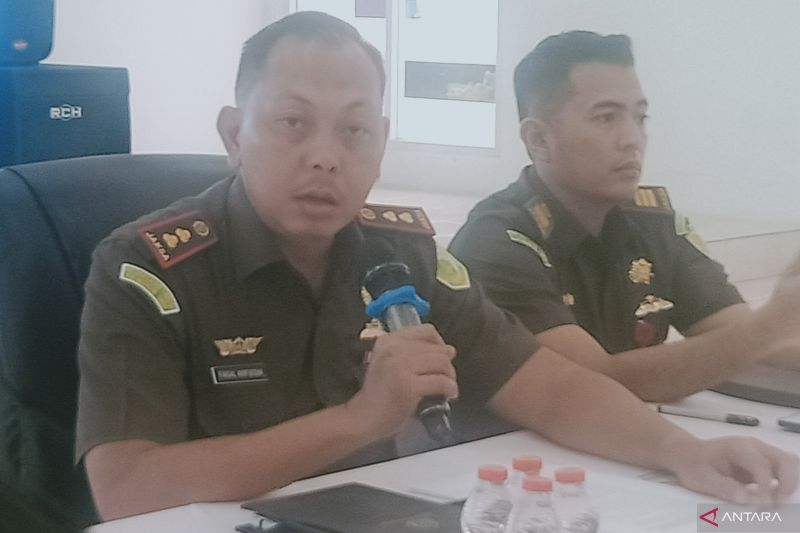 Kejari Penajam Temukan Kolam Renang Desa Giripurwa Tidak Sesuai Spesifikasi