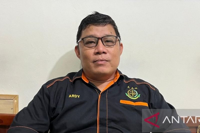 Kepala Seksi Penerangan Hukum dan Humas Kejati Maluku Ardy (13/8) (ANTARA/daniel/)