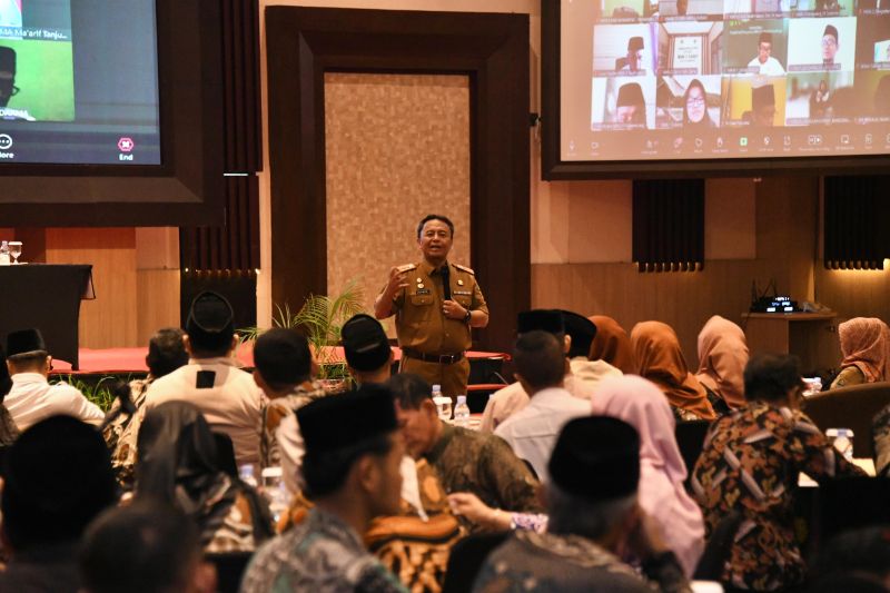 Peran Guru Madrasah dalam Mencetak Calon Pemimpin Berkarakter di Jabar