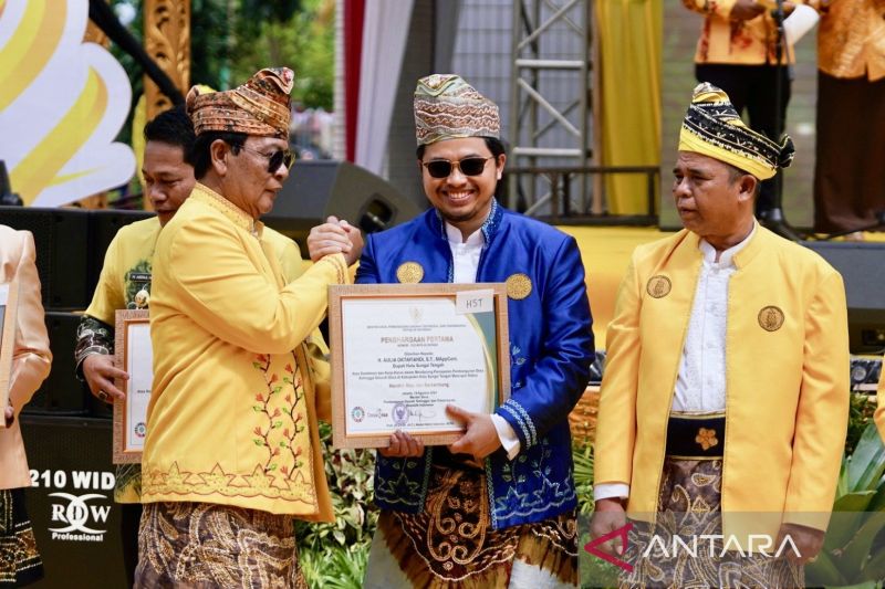 Pemkab HST Raih Penghargaan Desa Mandiri Terbanyak di Kalsel