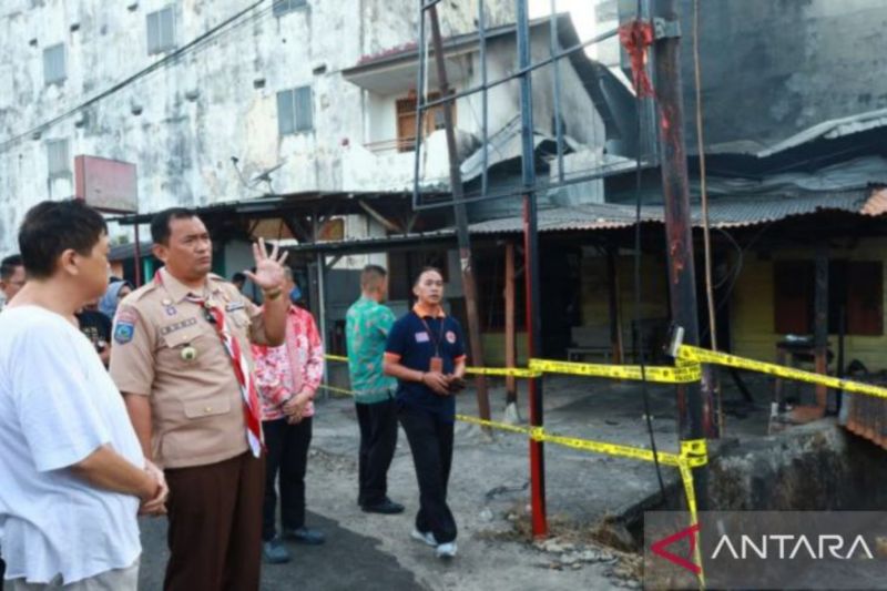Wali Kota Pangkalpinang Tinjau Kebakaran di Kelurahan Melintang