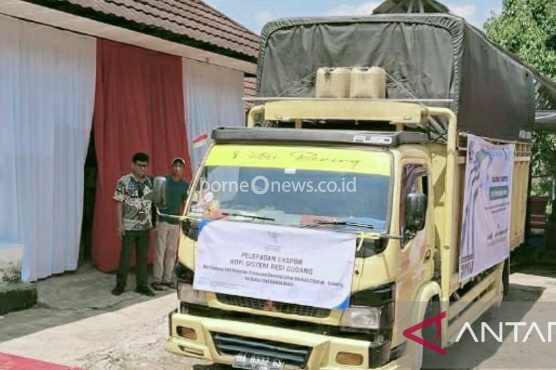 Pelepasan ekspor kopi yang diproduksi di Subang, Jabar, ke sejumlah negara Timur Tengah. ANTARA/Ali Khumaini