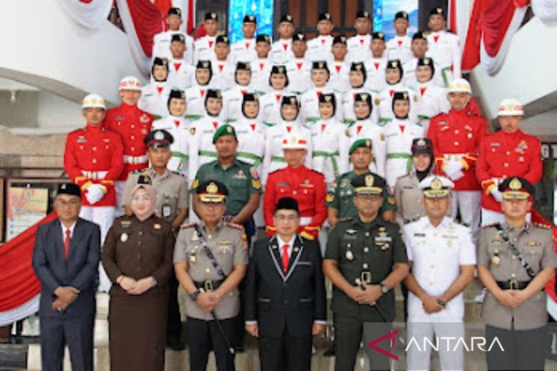 Pengukuhan 30 Anggota Paskibraka Kota Banjarmasin 2024