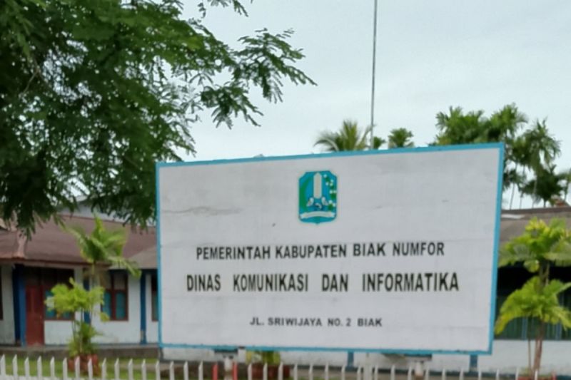 Dinas Kominfo Biak tambah jaringan Starlink untuk internet masyarakat