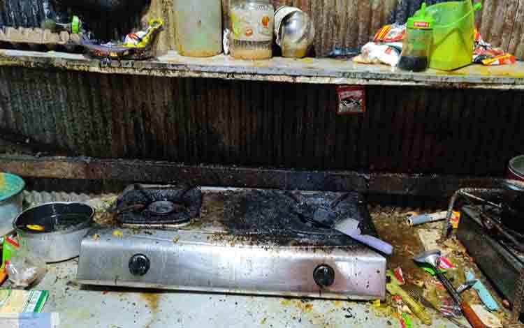 Lupa Matikan Kompor, Dapur Warga di Sampit Nyaris Terbakar