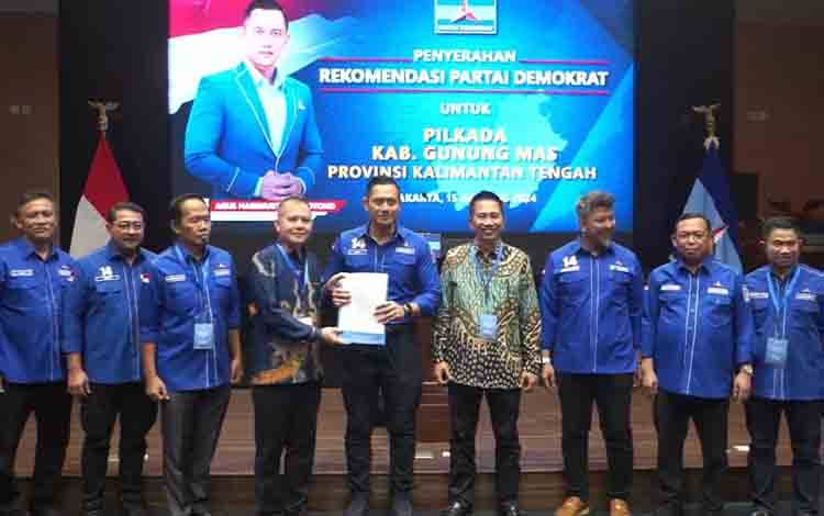 DPP Demokrat Labuhkan Dukungan ke Jaya Samaya Monong-Efrensia di Pilkada Gunung Mas