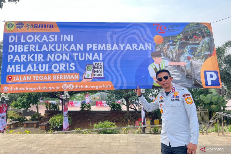 Penataan Parkir Nontunai di Cibinong Raya, Kabupaten Bogor