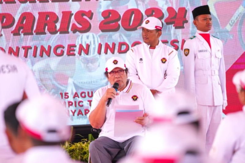 Ketum NPC Indonesia Senny Marbun dalam pengukuhan 35 atlet yang akan berlaga di Paralimpiade Paris 2024, Karanganyar, Jawa Tengah, Kamis (15/8/2024). ANTARA/HO-Kemenpora