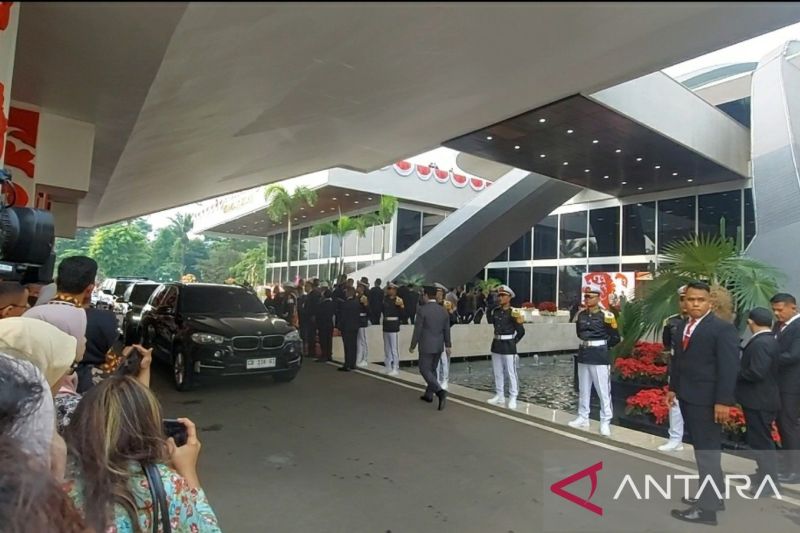 Puluhan duta besar perwakilan negara-negara sahabat turut menghadiri Sidang Tahunan MPR RI, Sidang Bersama DPR RI dan DPD RI yang digelar di Gedung DPR-MPR RI Jakarta, Jumat (16/8/2024). ANTARA/Katriana