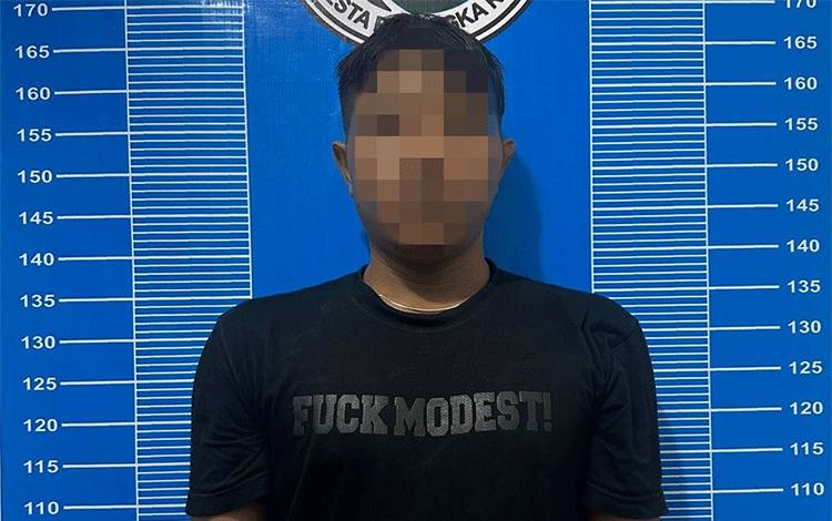 Satresnarkoba Polresta Palangka Raya Tersangka Pengedar 10,82 Gram Sabu