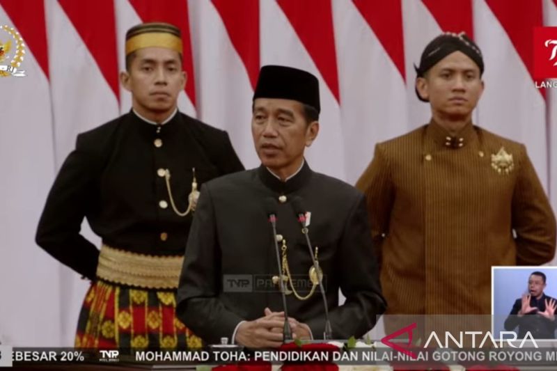 Tangkapan layar - Presiden Joko Widodo (Jokowi) menyampaikan Pidato Kenegaraan pada Sidang Tahunan MPR RI dan Sidang Bersama DPR RI dan DPD RI Tahun 2024 di Kompleks Parlemen Senayan, Jakarta, Jumat (16/8/2024). (ANTARA/YouTube/DPR RI/Mentari Dwi Gayati)