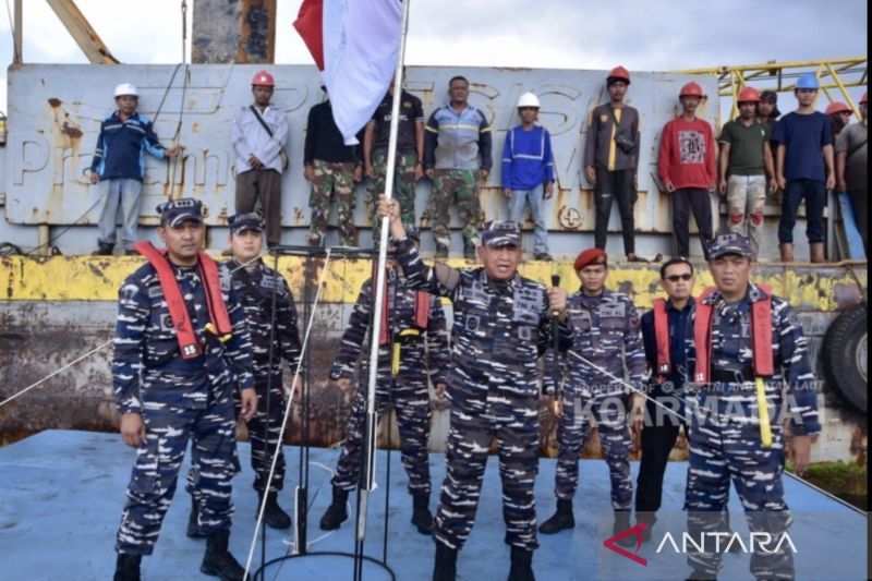 Pengibaran Bendera Merah Putih di Perbatasan RI, Malaysia, Singapura