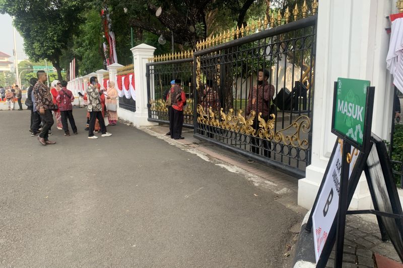 Tamu Mulai Berdatangan di Istana Merdeka Untuk HUT Ke-79 RI