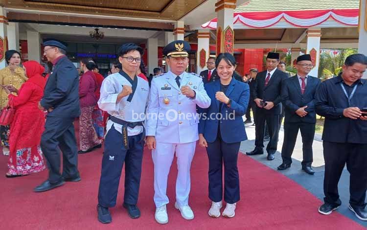 Wakili Kalteng Ajang PON Medan, Atlet Taekwondo Katingan Ini Atraksi Usai Upacara HUT Kemerdekaan RI