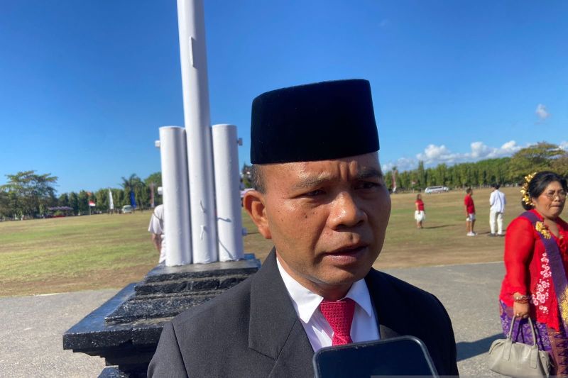 Kepala Pelaksana BPBD Bali Made Rentin diwawancara soal potensi gempa megathrust Bali di Denpasar, Sabtu (17/8/2024). ANTARA/Ni Putu Putri Muliantari