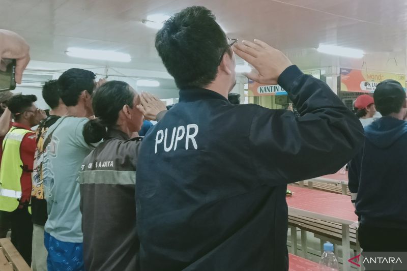 Pekerja Konstruksi IKN Antusias Saksikan Upacara Kemerdekaan
